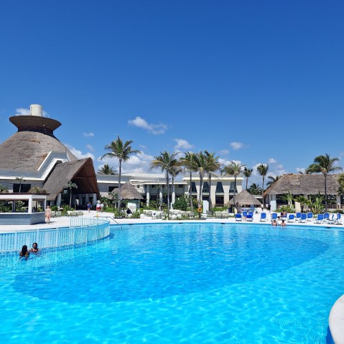 Bahia Principe Grand Tulum: Relaxing atmosphere, delicious food and drinks — Your Mexican-style vacation