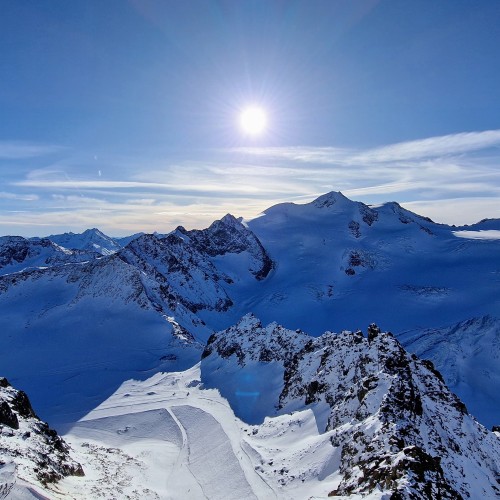 Pitztal Glacier Skiing: Stunning Alpine Views & Dining