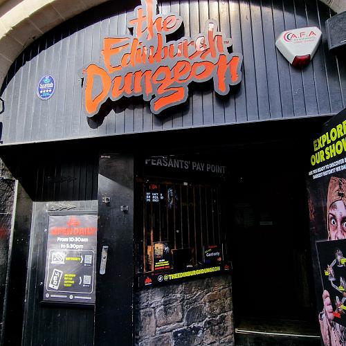 The Edinburgh Dungeon: Karmiva nähtävyys täynnä Skotlannin historiaa ja synkkiä tarinoita